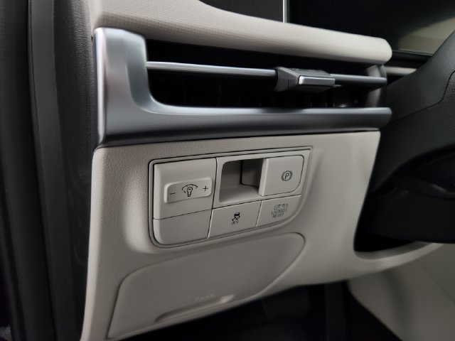 New 2026 Hyundai Tucson Blue SE AWD/4WD image 24
