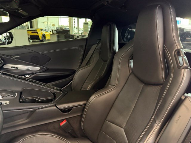 Used 2022 Chevrolet Corvette Stingray Coupe w/ 1LT RWD image 24