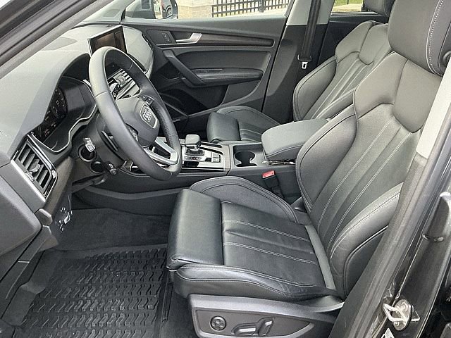 Used 2023 Audi Q5 e Premium Plus image 15