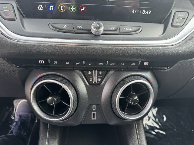 Used 2023 Chevrolet Blazer LT image 22