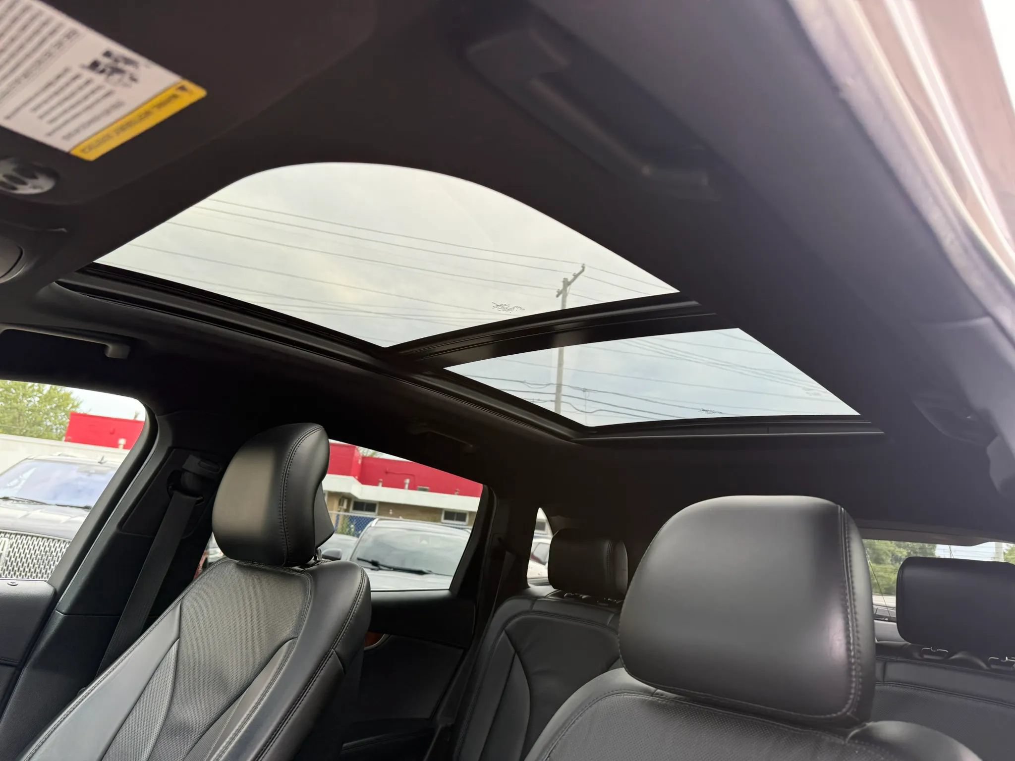 Used 2018 Lincoln MKX Reserve w/ Lincoln MKX Climate Package AWD/4WD image 15