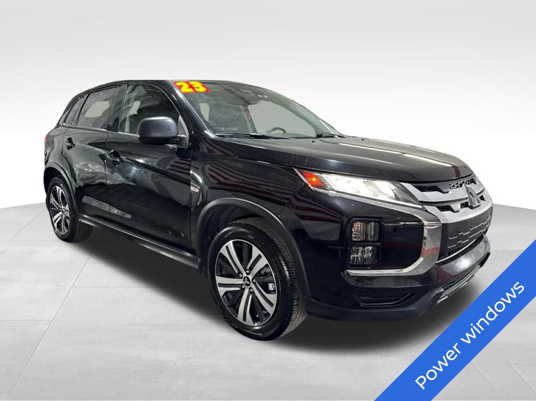 Used 2023 Mitsubishi Outlander Sport ES image 3