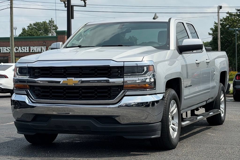 Used 2016 Chevrolet Silverado 1500 LT w/ Trailering Package RWD image 13