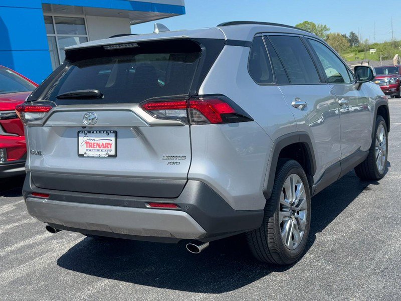 Used 2024 Toyota RAV4 Limited AWD/4WD image 3