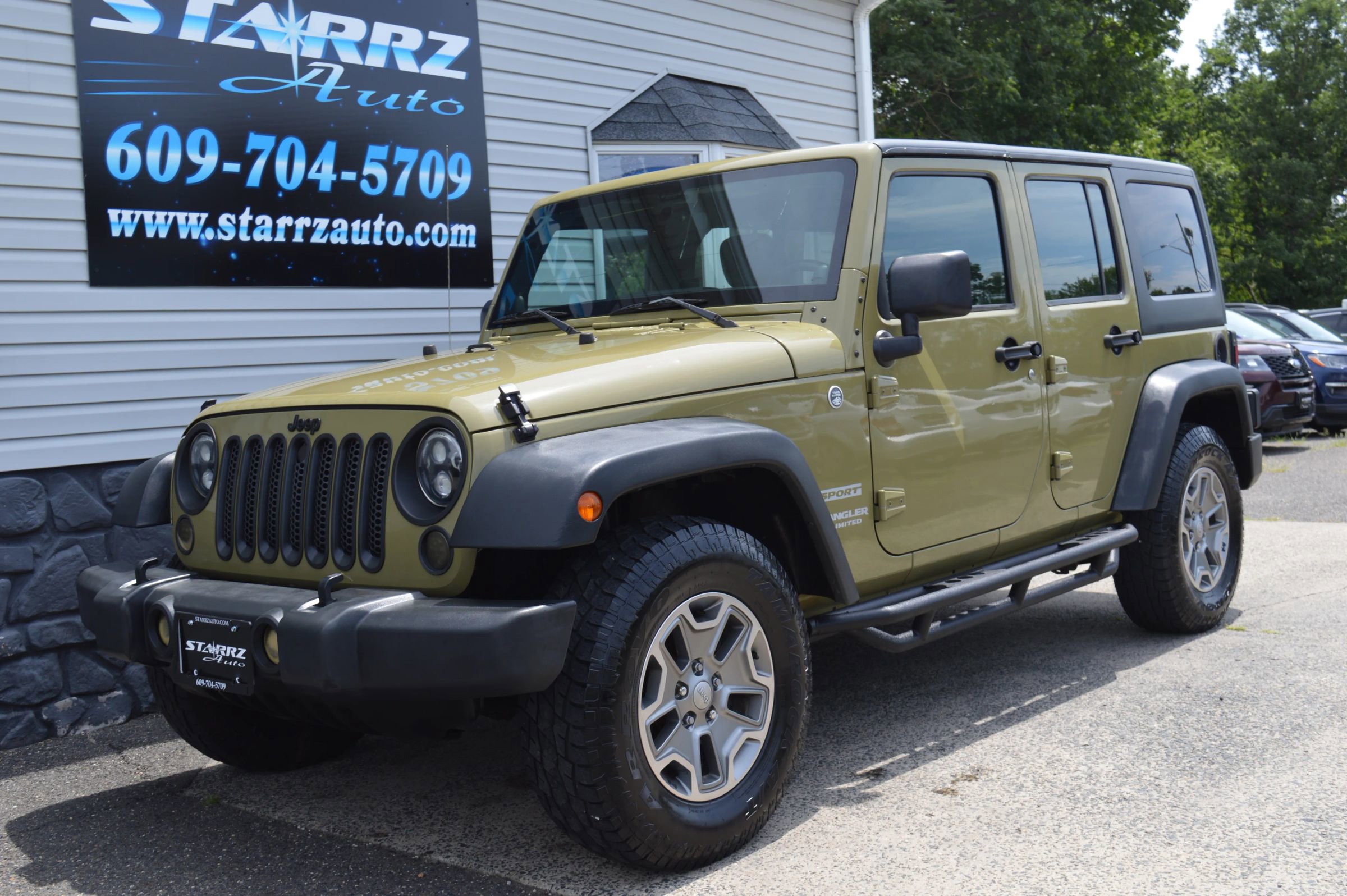 Used 2013 Jeep Wrangler Unlimited Sport w/ Connectivity Group