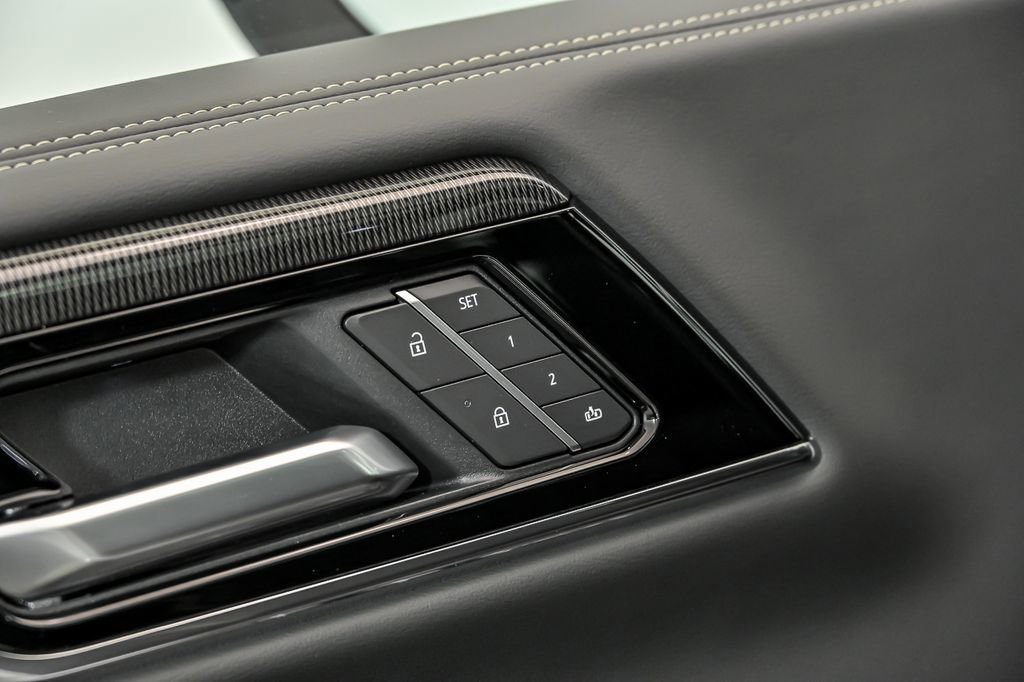 New 2026 GMC Yukon Elevation w/ Elevation Premium Package AWD/4WD image 6