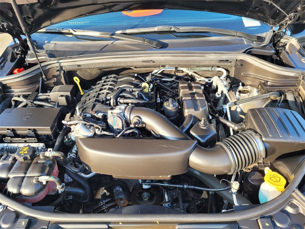 Used 2024 Dodge Durango GT image 31