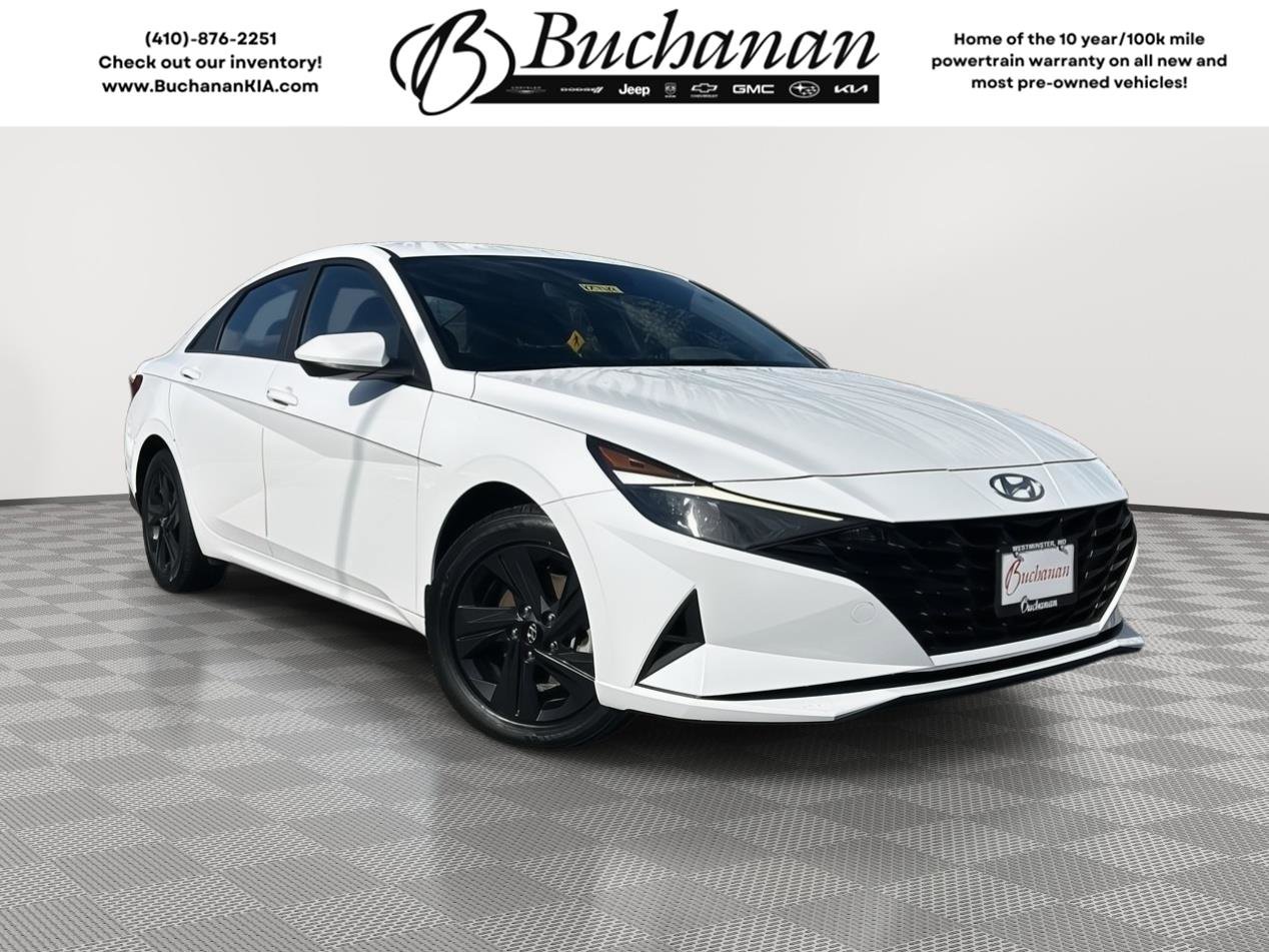 Used 2023 Hyundai Elantra Blue image 1