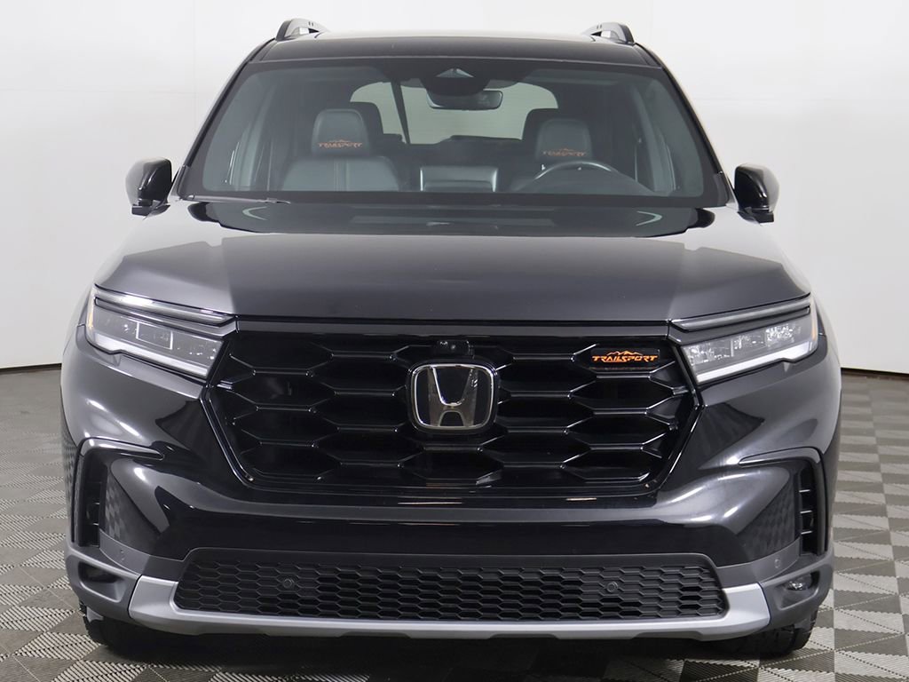 Certified 2025 Honda Pilot TrailSport image 13
