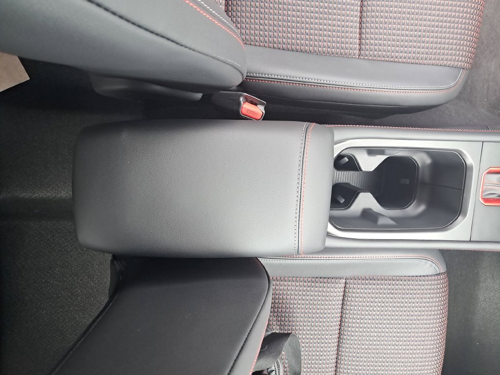 New 2026 Nissan Kicks SR w/ SR Premium Package FWD image 49