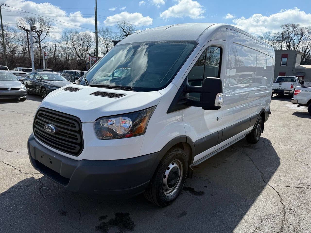 Used 2018 Ford Transit 350 148 Medium Roof image 4
