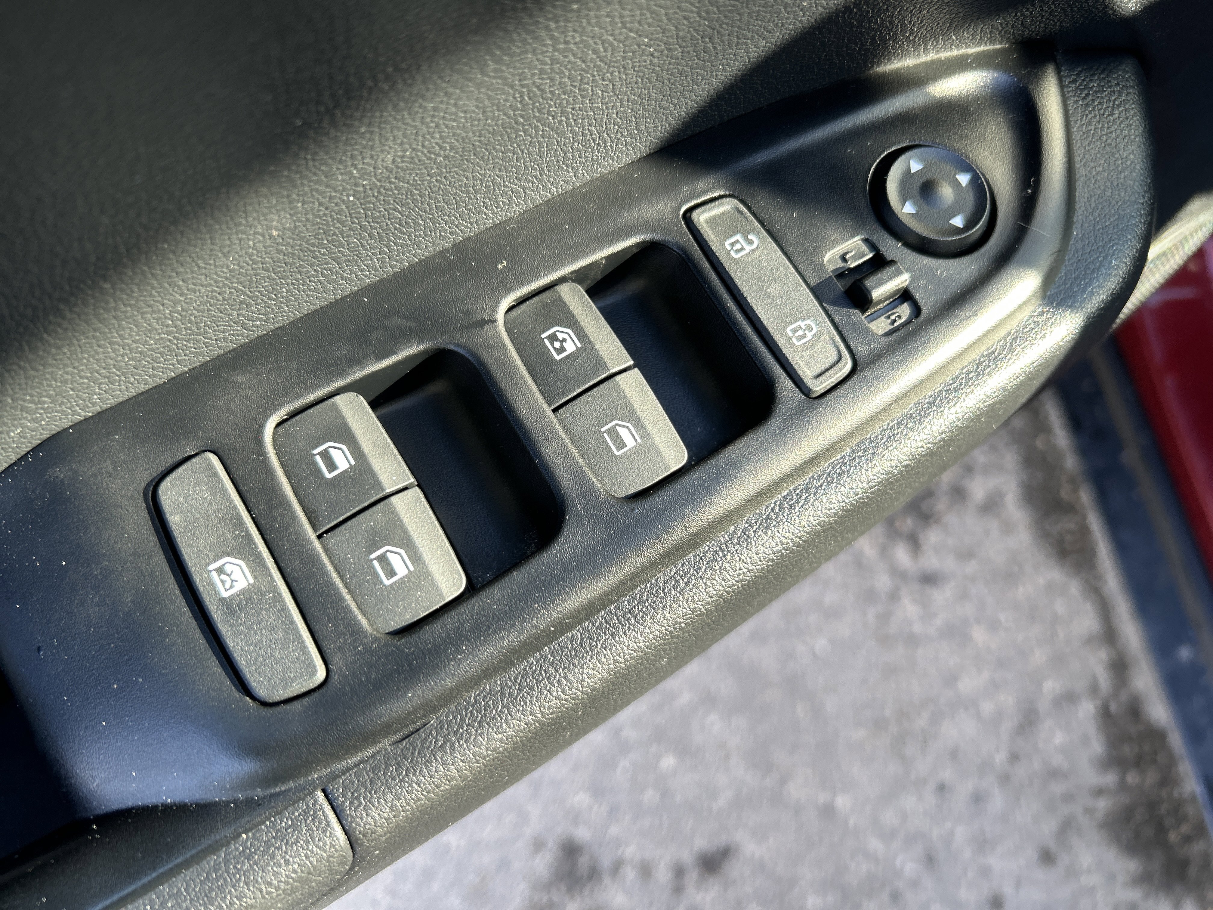 Certified 2024 Hyundai Venue SEL image 20