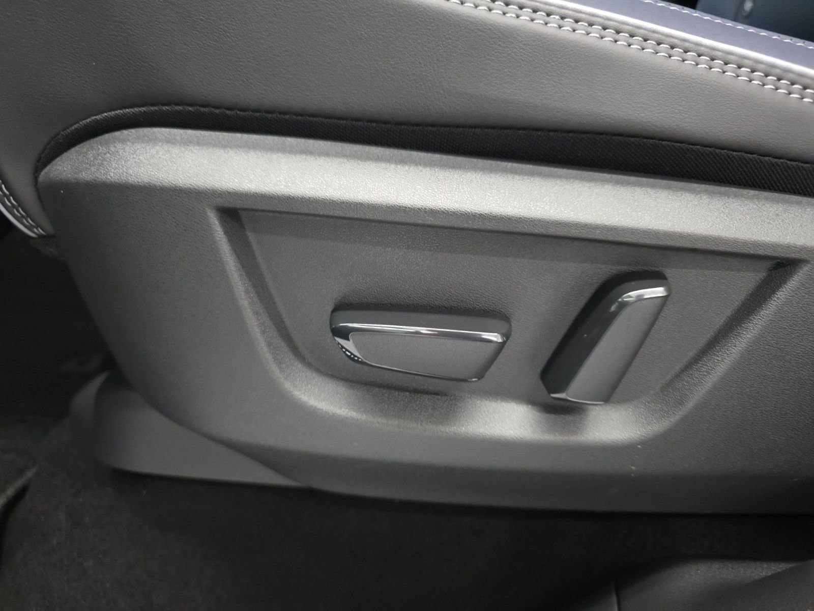 New 2026 INFINITI QX80 4WD image 24