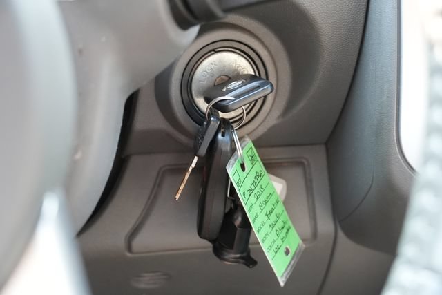 Used 2018 Nissan Frontier SV w/ Value Truck Package RWD image 28
