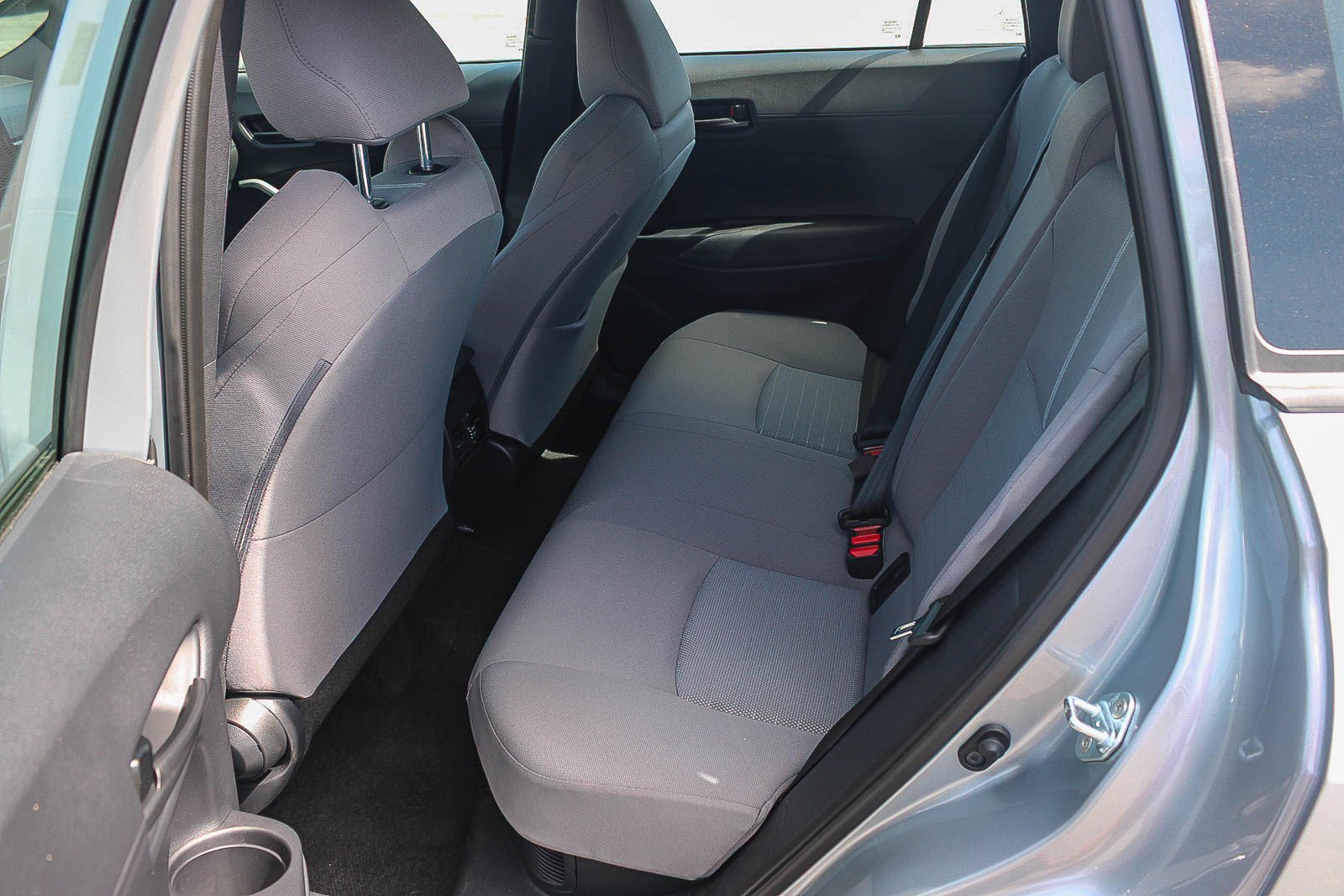 Used 2024 Toyota Corolla Cross AWD Hybrid image 19