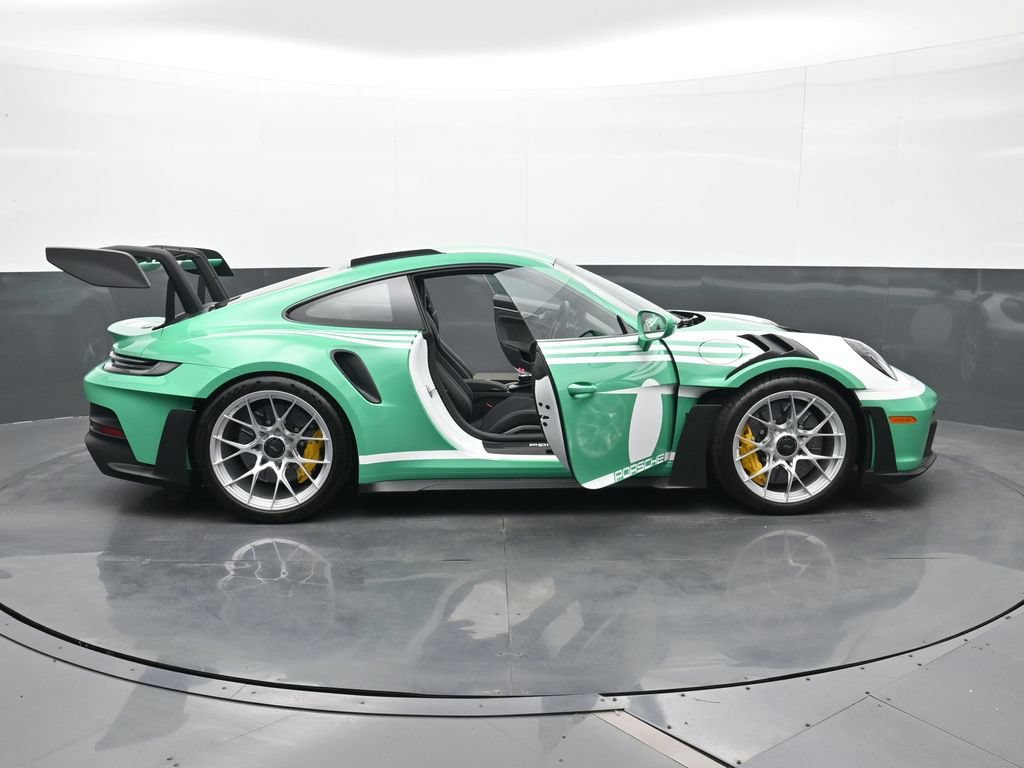 Certified 2025 Porsche 911 GT3 RS RWD image 28