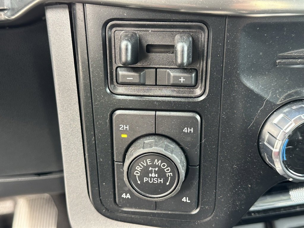 Used 2023 Ford F150 Lariat w/ Max Trailer Tow Package image 7