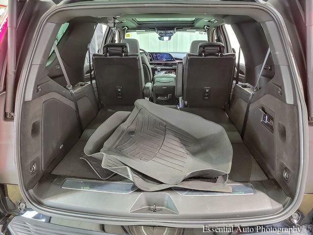 Used 2023 Cadillac Escalade Premium Luxury w/ LPO, Radiant Package AWD/4WD image 26