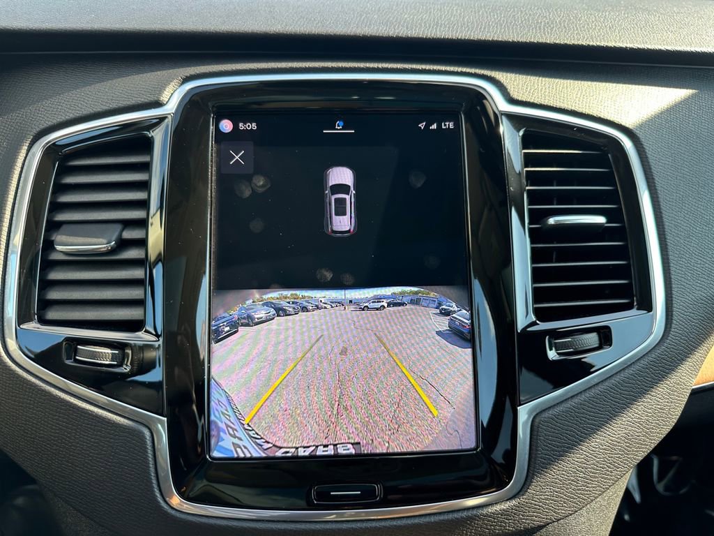 Used 2023 Volvo XC90 B6 Plus w/ Protection Package Premier image 18