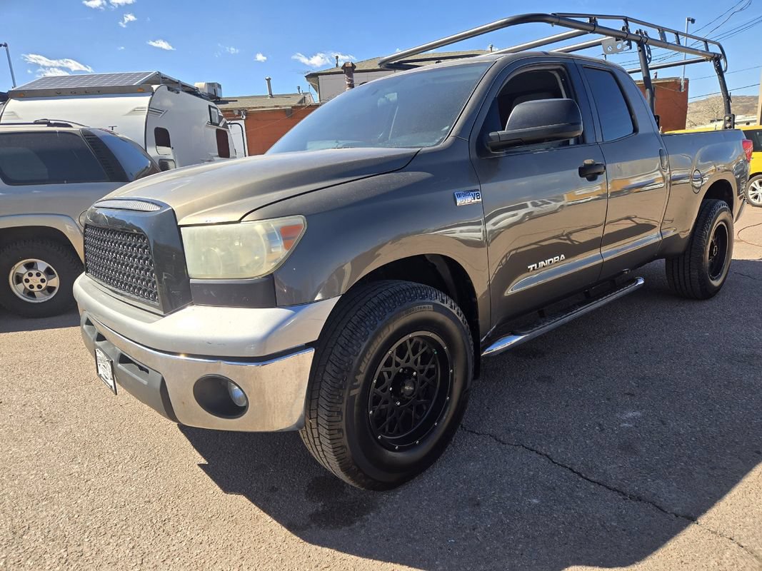 Used 2011 Toyota Tundra 4x4 Double Cab w/ Tow Pkg image 3