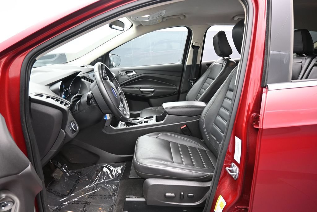 Used 2018 Ford Escape SEL FWD image 19