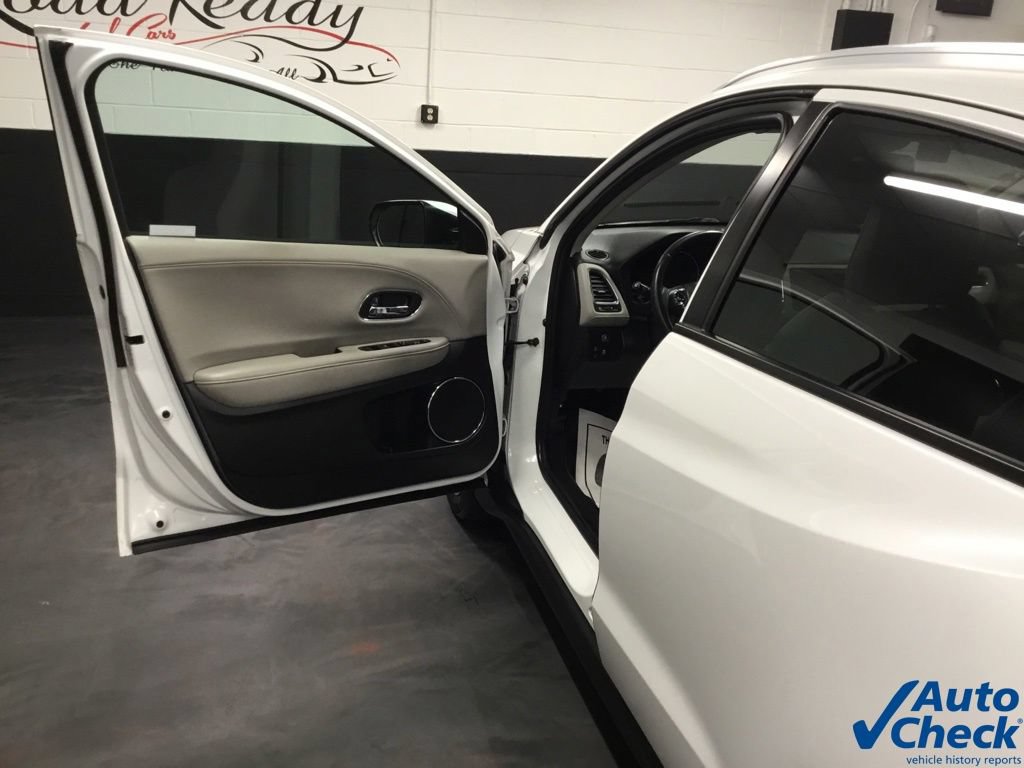 Used 2021 Honda HR-V EX-L image 18