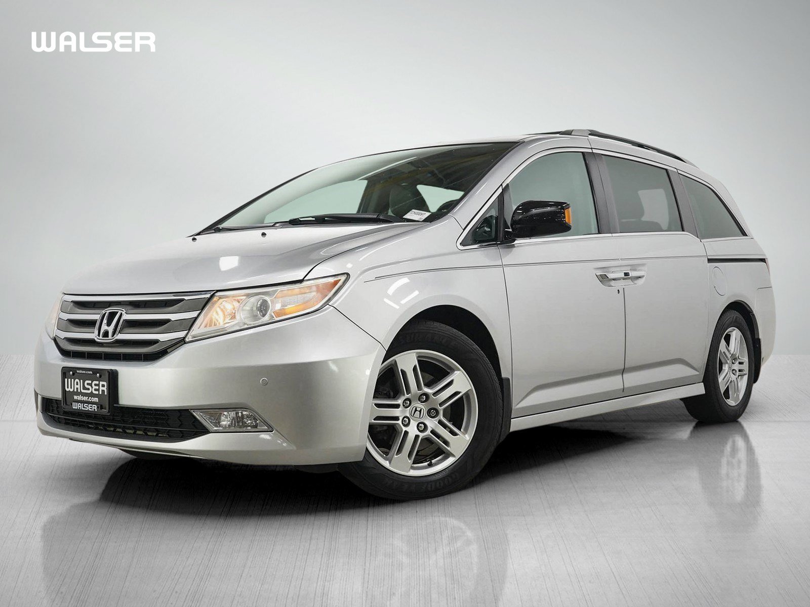 Used 2012 Honda Odyssey Touring video 1