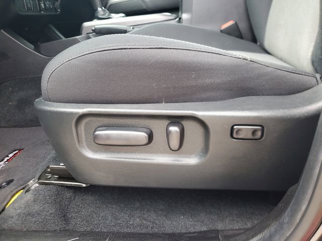 Used 2023 Toyota Tacoma TRD Off-Road image 15