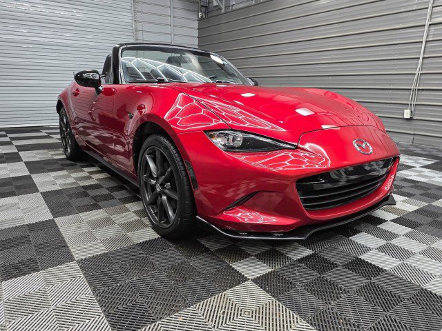 Used 2016 MAZDA MX-5 Miata Club RWD image 5