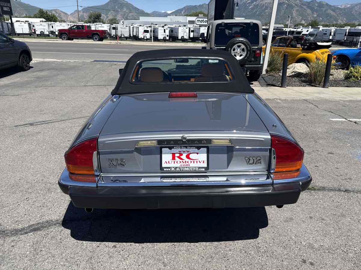 Used 1989 Jaguar XJS V12 Convertible RWD image 7