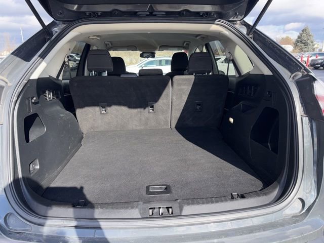 Used 2021 Ford Edge SE image 8