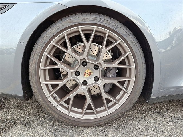 Used 2025 Porsche 911 Carrera image 14