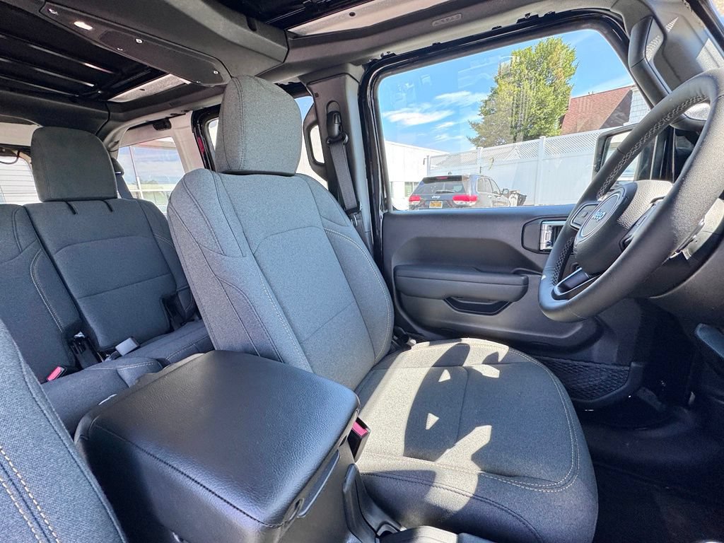 New 2026 Jeep Wrangler Unlimited Sport AWD/4WD image 21