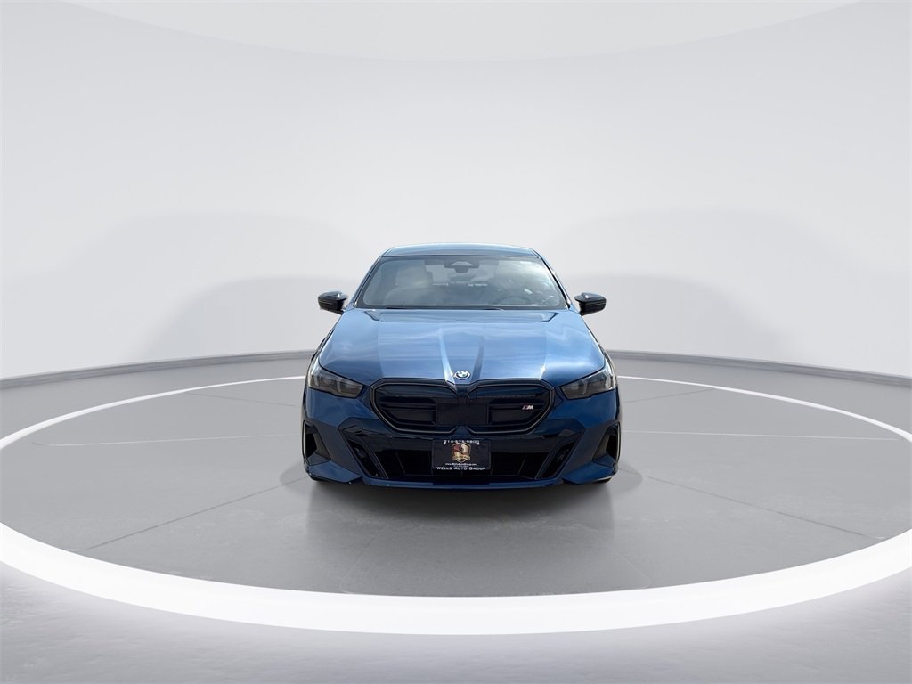 Used 2024 BMW i5 M60 w/ Premium Package image 3