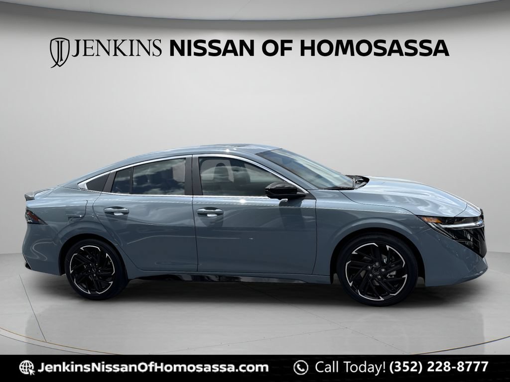 New 2026 Nissan Sentra SR w/ SR Premium Package FWD video 2