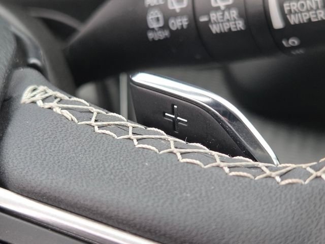Used 2024 Jeep Grand Cherokee Altitude AWD/4WD image 10