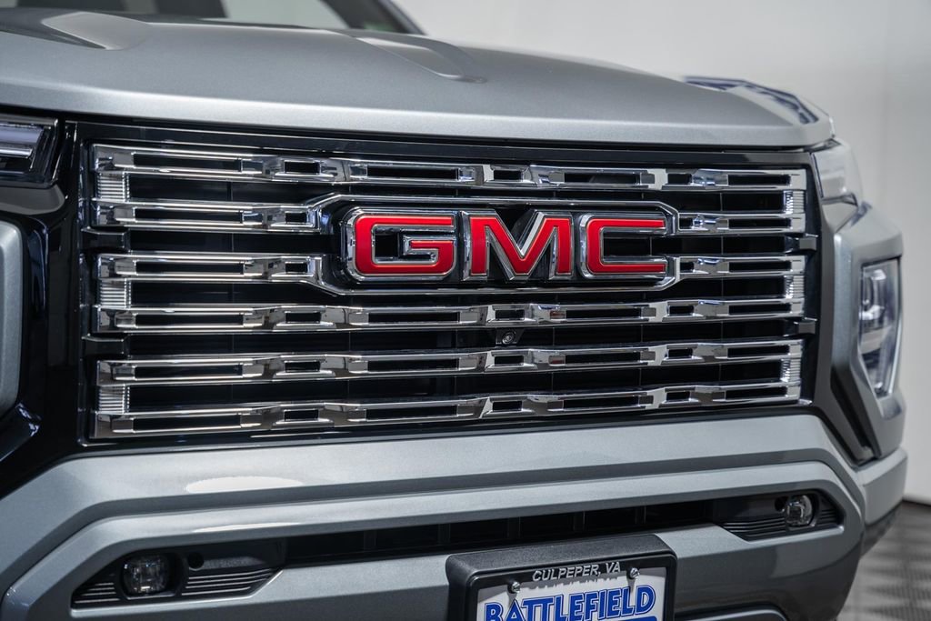 Used 2026 GMC Canyon Denali image 11