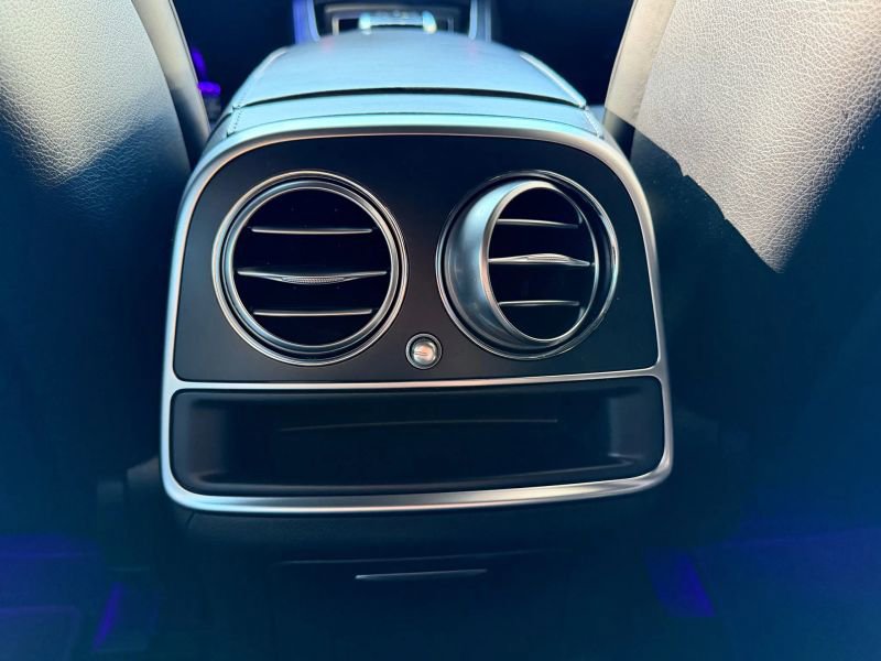 Used 2019 Mercedes-Benz S 560 4MATIC Sedan image 19