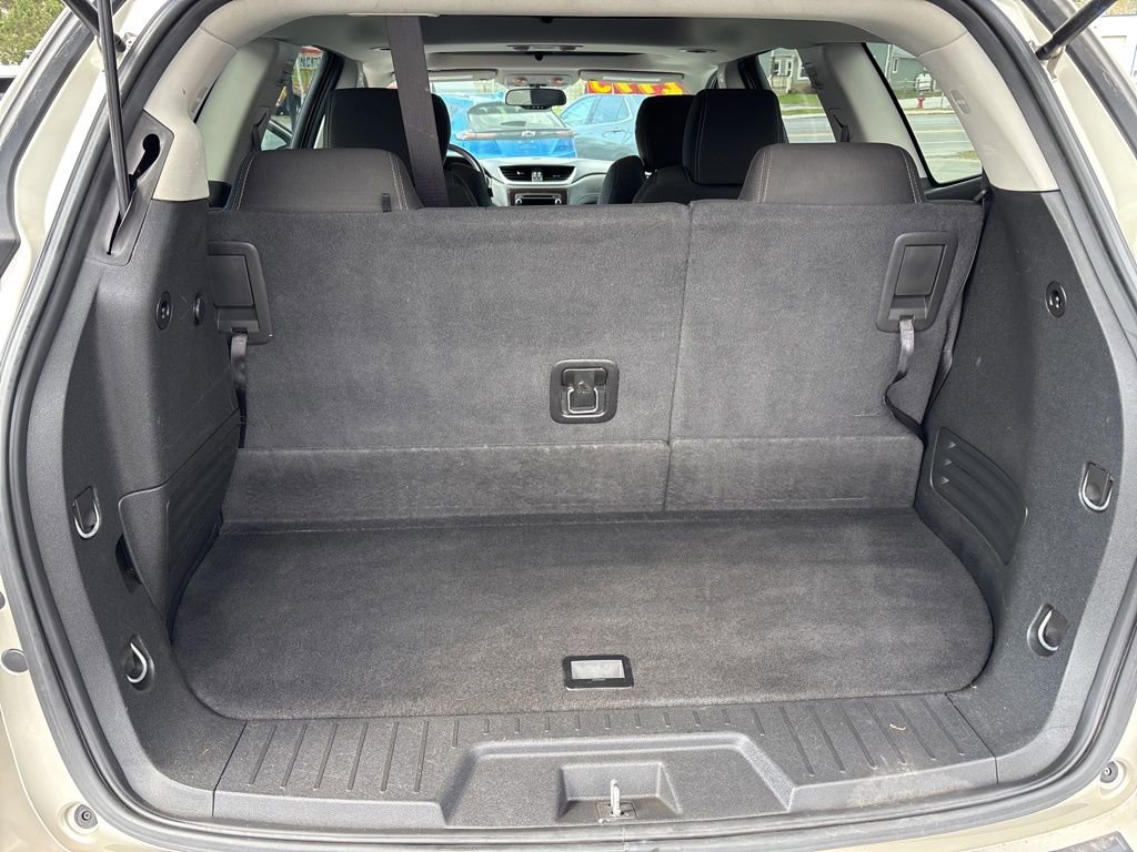 Used 2017 Chevrolet Traverse LT AWD/4WD image 17