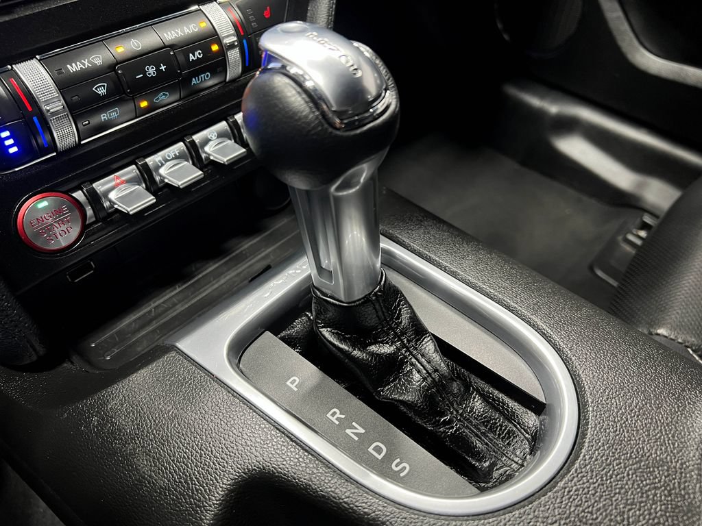 Used 2022 Ford Mustang Premium RWD image 30
