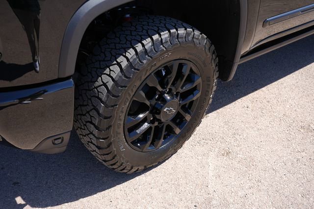 New 2026 Chevrolet Silverado 2500 High Country w/ High Country Premium Package AWD/4WD image 9