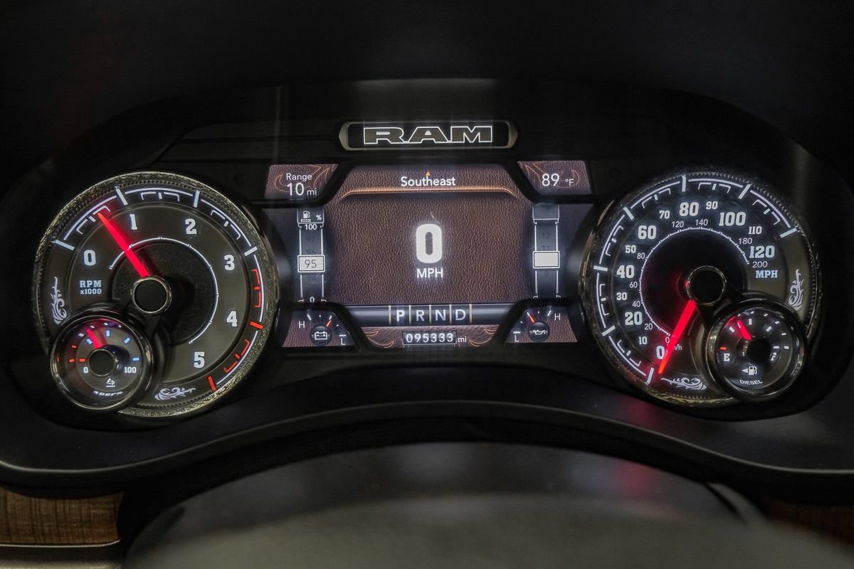 Used 2022 RAM 3500 Limited AWD/4WD image 19