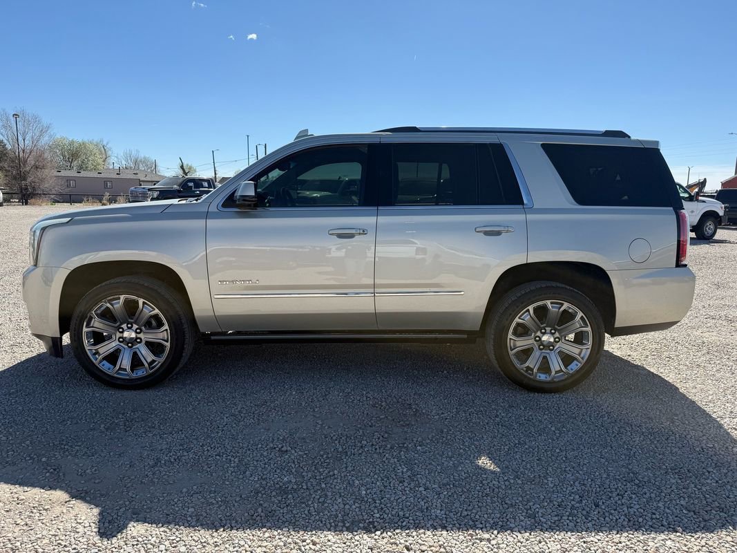 Used 2015 GMC Yukon Denali w/ Premium Package image 6