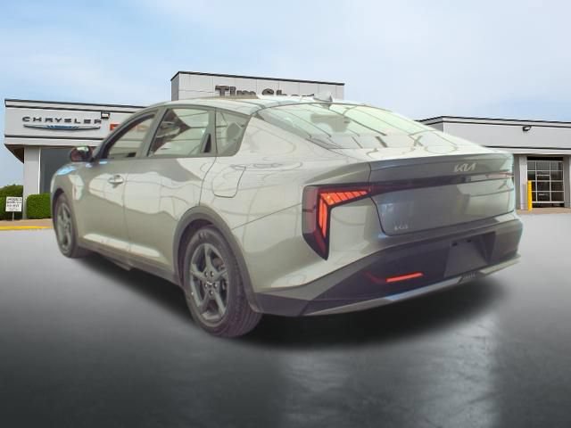 Used 2026 Kia K4 FWD image 4