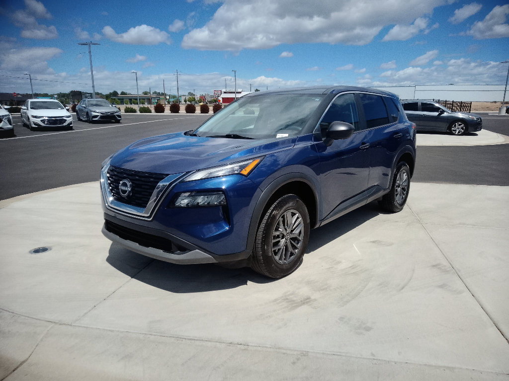 Used 2023 Nissan Rogue S AWD/4WD image 7