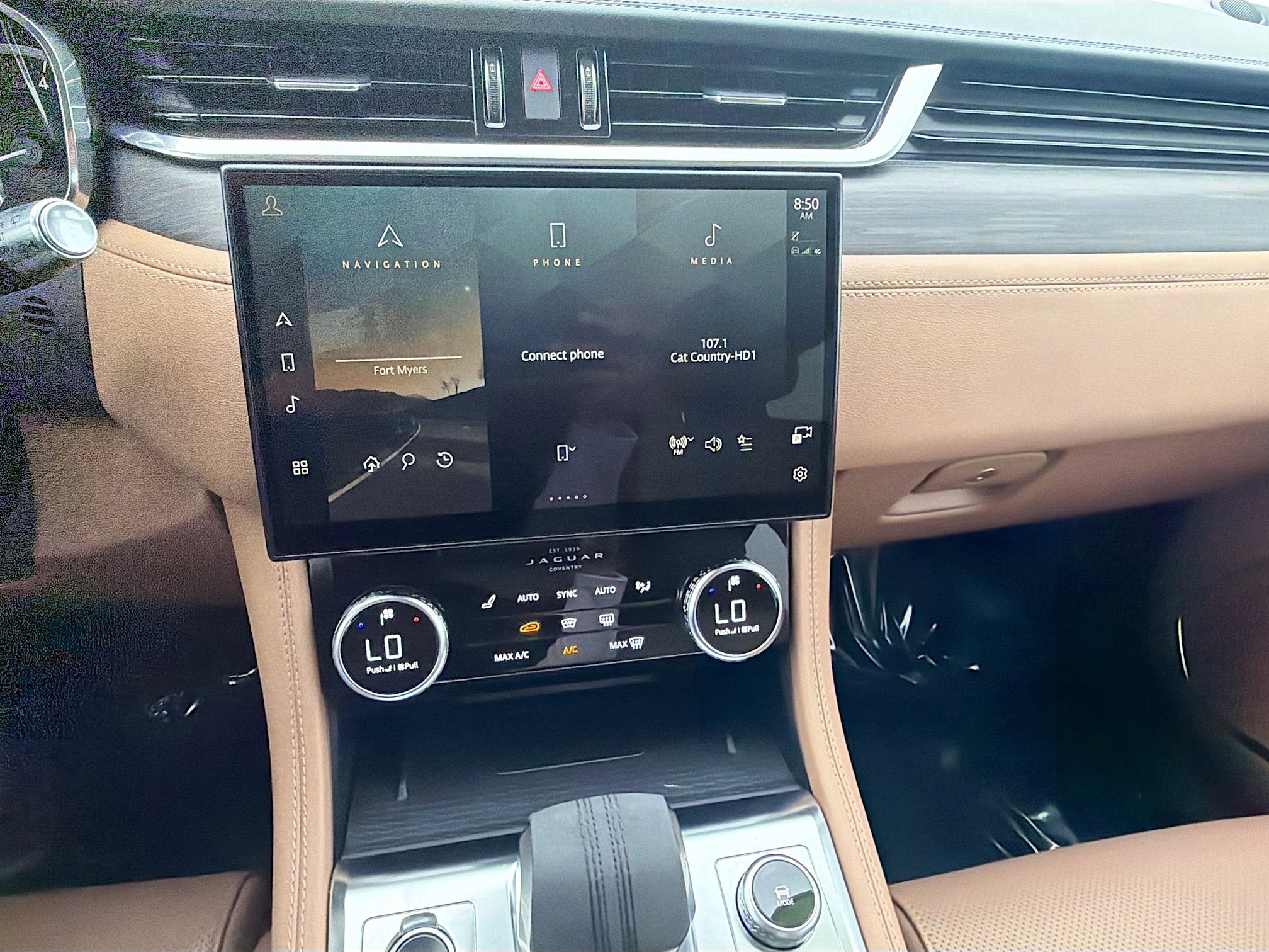 Used 2022 Jaguar F-PACE S image 28