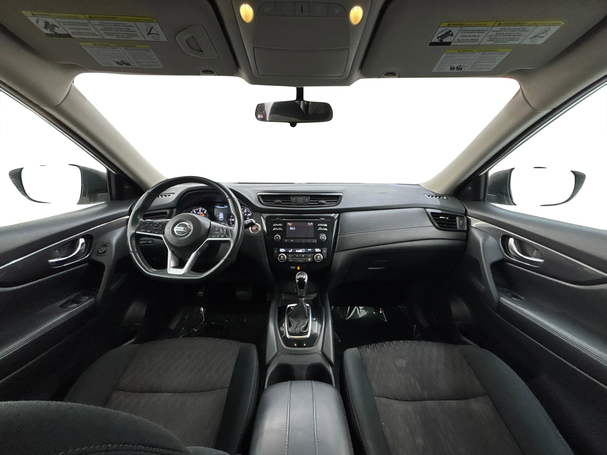 Used 2017 Nissan Rogue SV w/ Midnight Edition Package image 17