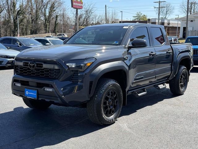 Used 2024 Toyota Tacoma TRD Off-Road image 4
