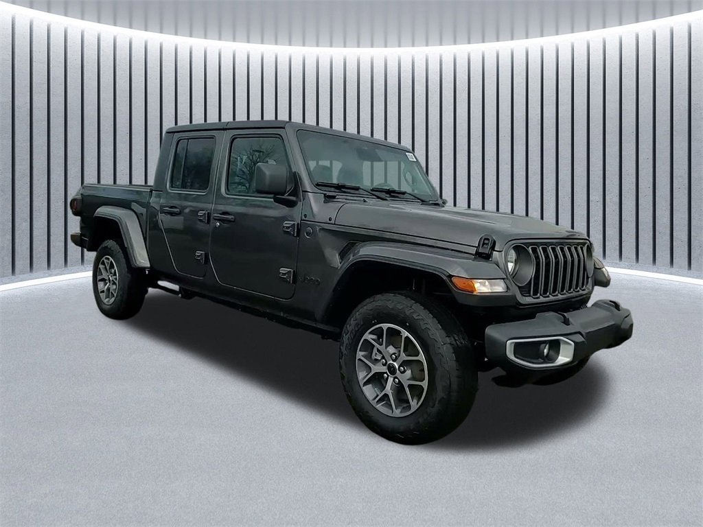 New 2026 Jeep Gladiator Sport