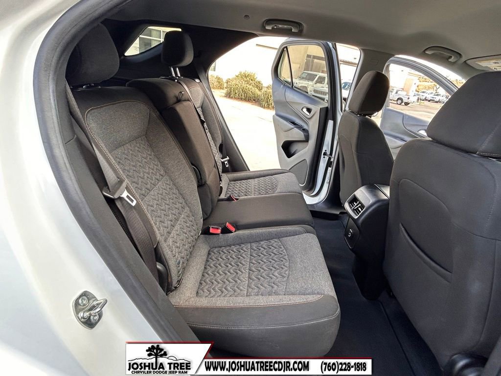 Used 2023 Chevrolet Equinox LT image 30